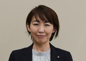 寺嶋雅子議員