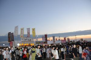 お祭り会場