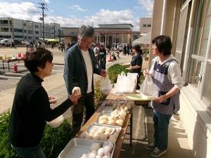 炊き出し配布の様子