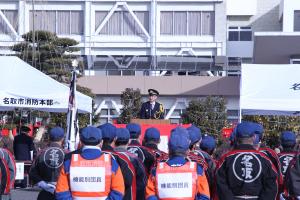 消防団員整列