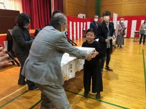 抽選会の写真