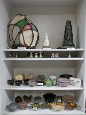 照明器具などの陶芸作品