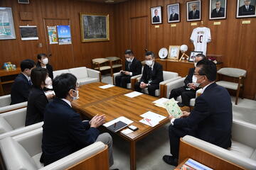 (令和5年11月2日）名取岩沼農業協同組合様より母子健康手帳ケースをご提供いただき、寄贈式を行いましたの画像3