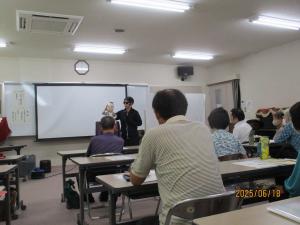 那智大学1回目　腹話術師カズちゃん1