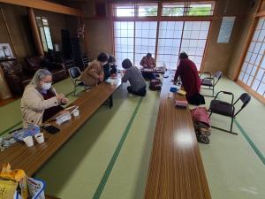 自由来館