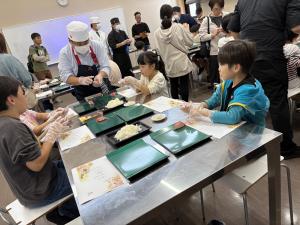 寿司にぎり体験