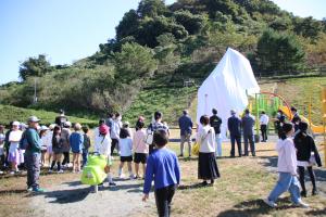 桜坂公園遊具序幕式