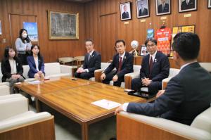 山田市長と懇談２