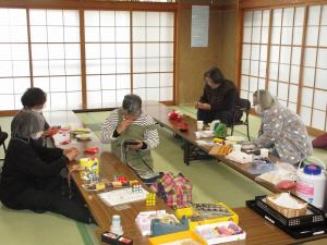自由来館の様子