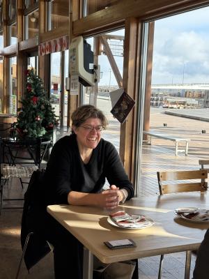 ヒジャル参事官写真