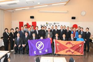 名取トレイルセンター式典会場で記念撮影