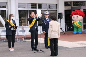 交通安全メッセージ贈呈