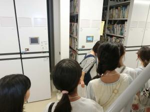 令和8年度図書館司書のお仕事体験閉架書庫