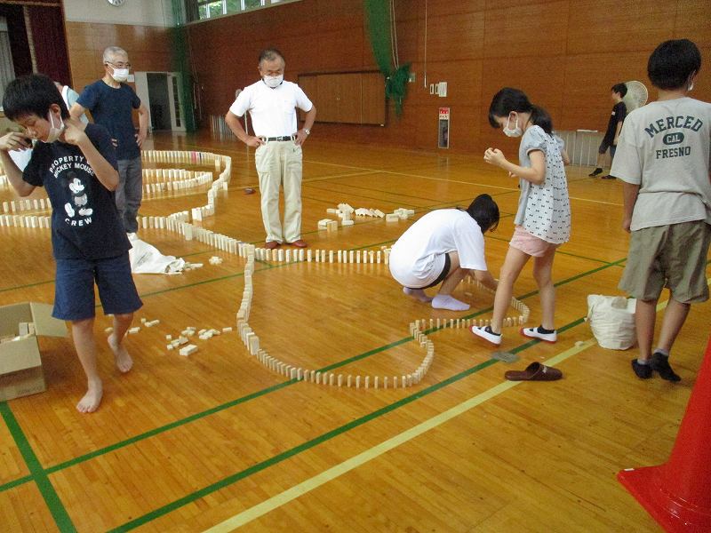 「公民館でやってみよう！手づくりドミノ大会」の画像6