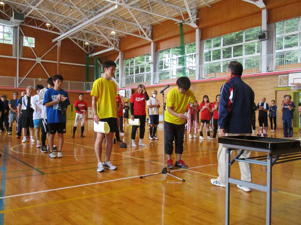 ソフトバレーボール男子の部　優勝　4丁目町内会さんの画像