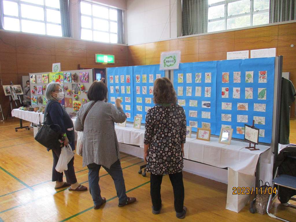 力作が並び、見ごたえのある展示コーナーの画像