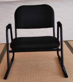 和室用イス28脚の画像